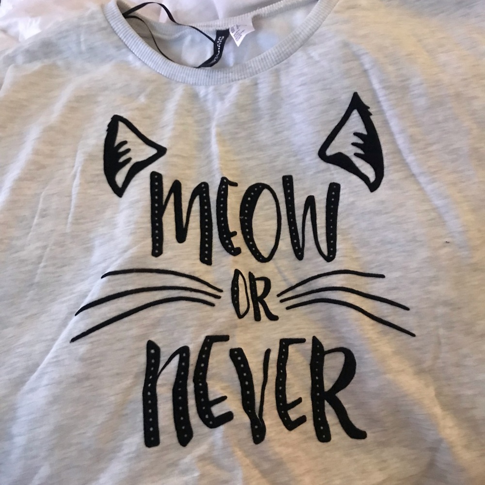 H&M size L Super Soft Cat Sweatshirt Crew Meow